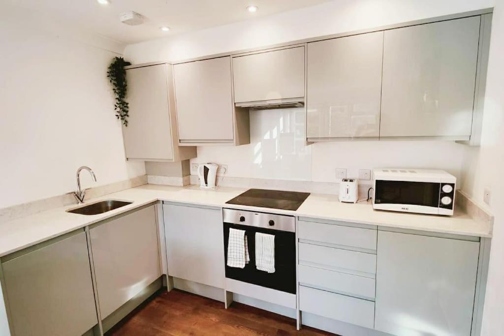 Aldgate Flats In E1. Apartment London Bagian luar foto