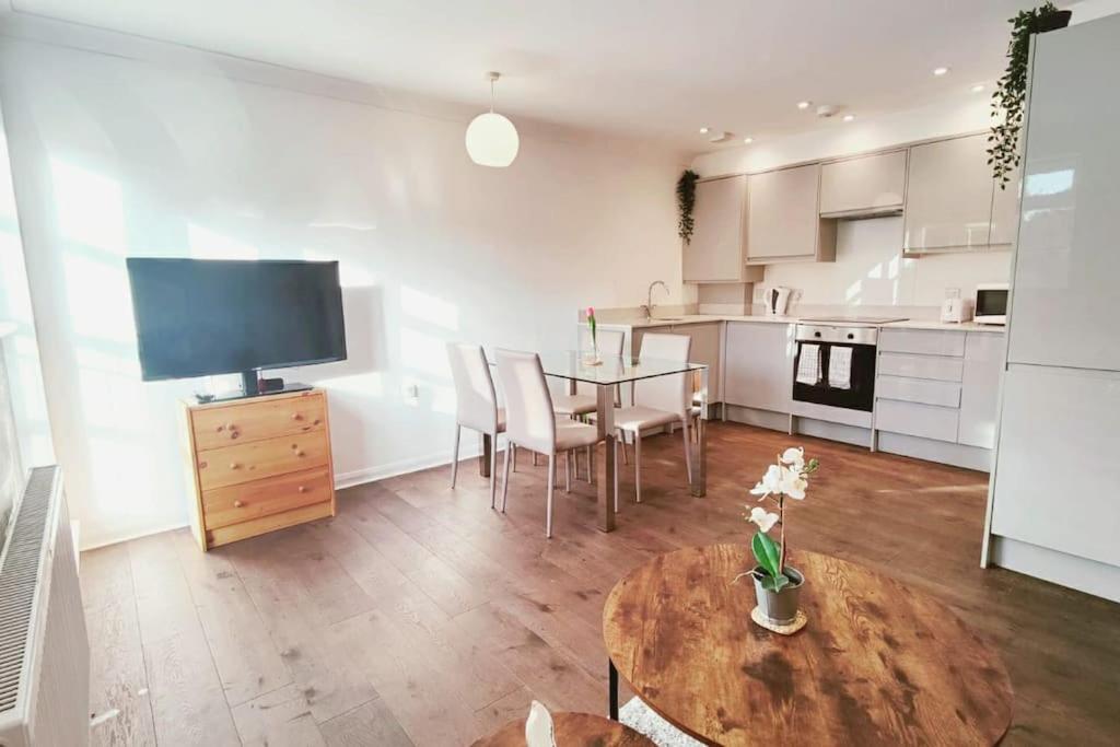 Aldgate Flats In E1. Apartment London Bagian luar foto